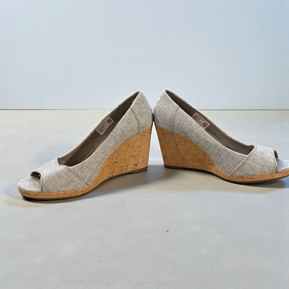 Toms Women's 10W Wedges - Light Gray and Cork